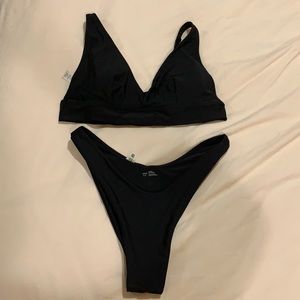 NEVER WORN- Aerie black women’s bikini - size M top, size S bottom